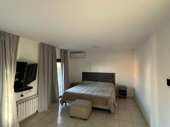 VENTA - CASA APTA CRÉDITO EN CALLE DIAMANTE, PARANÁ.