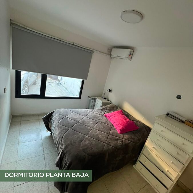 VENTA - CASA APTA CRÉDITO EN CALLE DIAMANTE, PARANÁ.