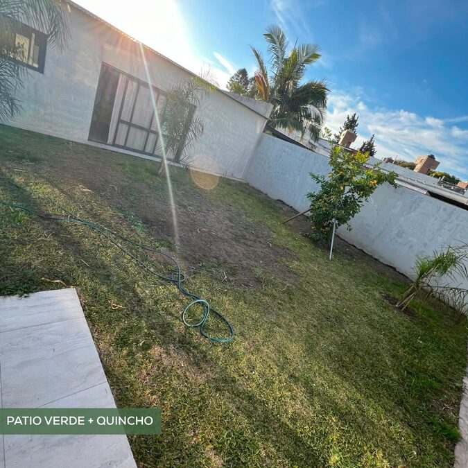 VENTA - CASA APTA CRÉDITO EN CALLE DIAMANTE, PARANÁ.