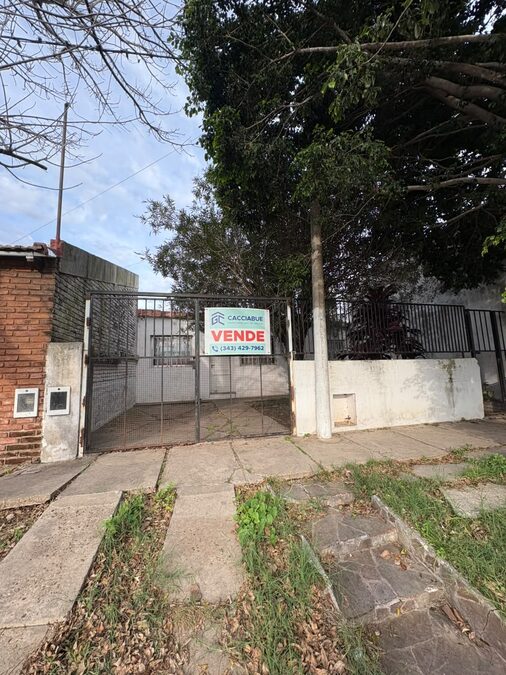 EN VENTA CASA A REFACCIONAR - OPORTUNIDAD DE INVERSION