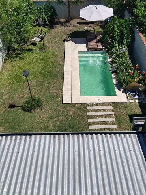 EN VENTA HERMOSA CASA EN BARRIO SOLVENCIA -SAN BENITO