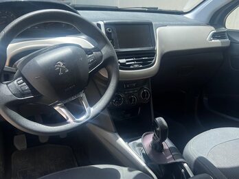 PEUGEOT 2008 MOD 2017 102.000kM