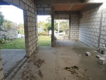 Vendo lote + construccion en Amaneceres del Seminario