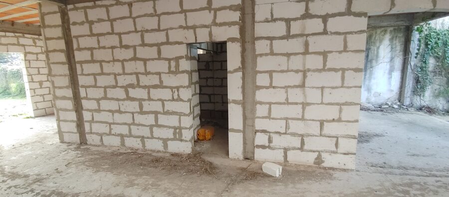 Vendo lote + construccion en Amaneceres del Seminario