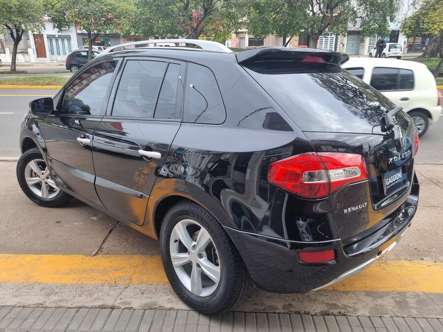 Acá la tenes.!! Renault Koleos 2.5 Dynamique 4x4 MT / 2012