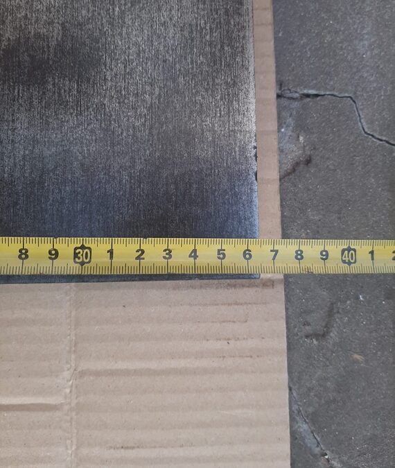 Mármol de fundición para control, ajuste y trazado de 42 x 36.5 cm.
