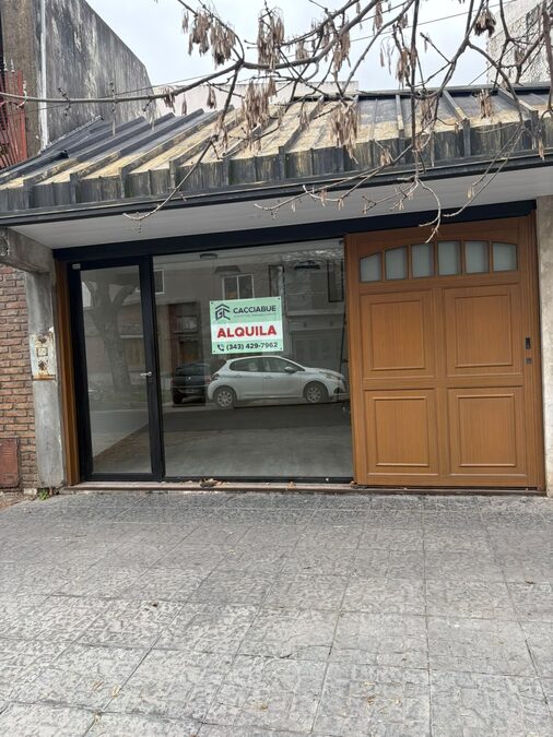 EN ALQUILER LOCAL COMERCIAL - ZONA PLAZA SAENZ PEÑA