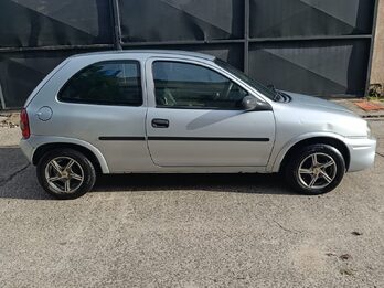 Vendo / Permuto Chevrolet Corsa