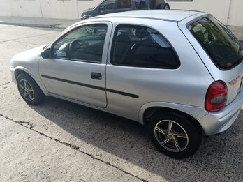 Vendo / Permuto Chevrolet Corsa