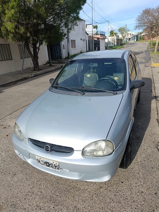 Vendo / Permuto Chevrolet Corsa