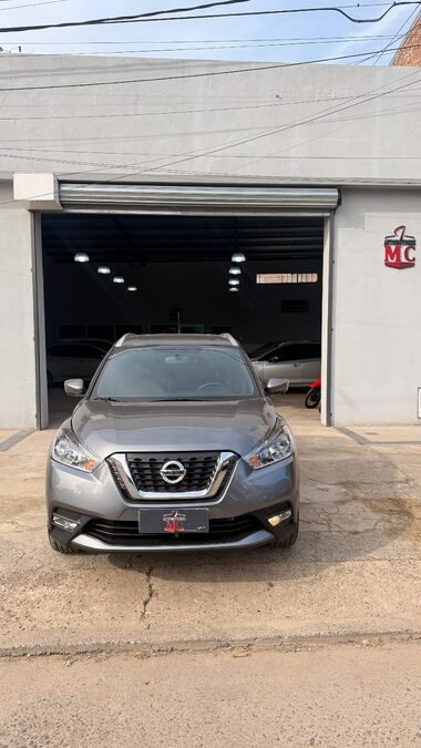 NISSAN KICKS EXCLUSIVE CVT