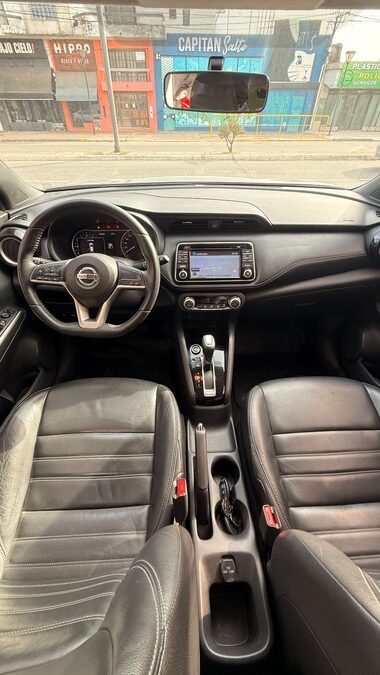 NISSAN KICKS EXCLUSIVE CVT