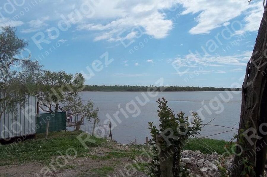 En venta predio con casa - Paraje La Jaula (dpto Diamante E.R)