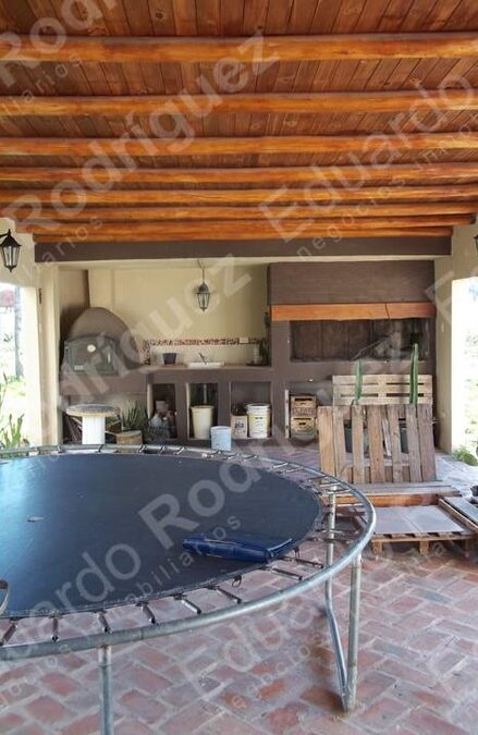 En venta excelente casa quinta – El Molino Ruta Nac18