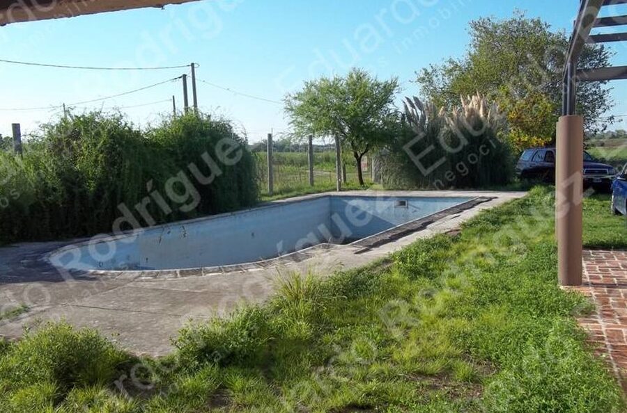 En venta excelente casa quinta – El Molino Ruta Nac18