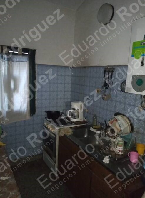En venta amplia casa quinta