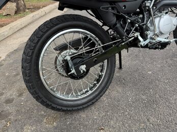 VENDO XR 150 2025 CON 1200 KM