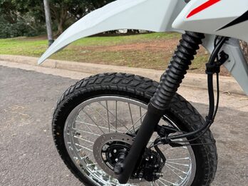 VENDO XR 150 2025 CON 1200 KM