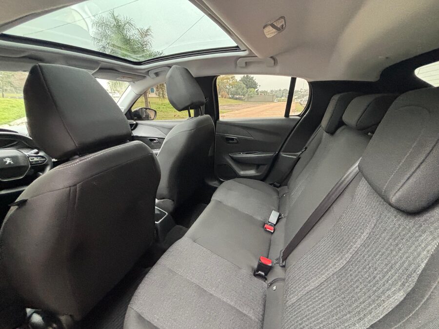 PEUGEOT 208 1.6 ACTIVE PACK. Recibo vehículos.