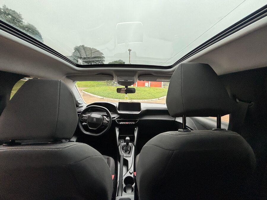 PEUGEOT 208 1.6 ACTIVE PACK. Recibo vehículos.