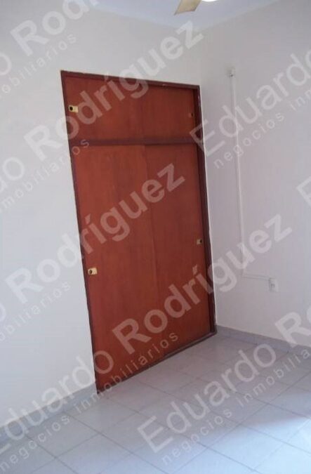 Se alquila excelente departamento céntrico – un dormitorio