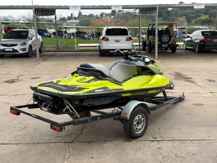 SEADOO 300 RXP RS. Recibo vehículos