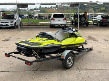 SEADOO 300 RXP RS. Recibo vehículos