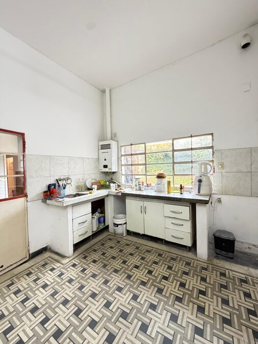 VENDO CASA CALLE SALTA Y ROSARIO DEL TALA.