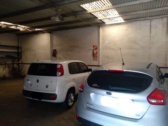 Se alquila galpón interno
