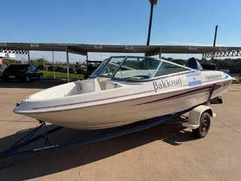 VENDO LANCHA QUICKSILVER16 YAMAHA 70HP. Recibo usado.