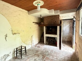 VENDO AMPLIA PROPIEDAD A RECICLAR - URUGUAY Y SALTA.