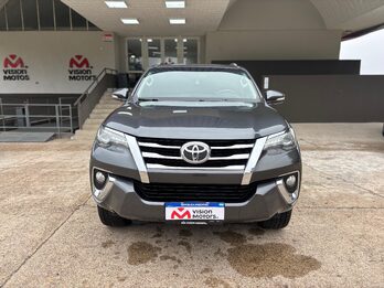 TOYOTA SW4 4X4 SRX 2.8 TDI 6 AT 7A. Recibo vehículos.