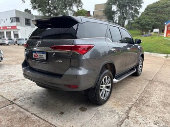 TOYOTA SW4 4X4 SRX 2.8 TDI 6 AT 7A. Recibo vehículos.