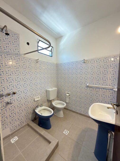 VENDO CASA 3 DORMITORIOS - PATAGONIA Y URQUIZA.