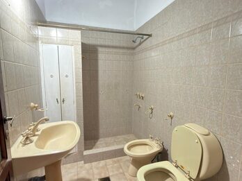 VENDO CASA 3 DORMITORIOS - PATAGONIA Y URQUIZA.