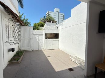 VENDO CASA 3 DORMITORIOS - PATAGONIA Y URQUIZA.