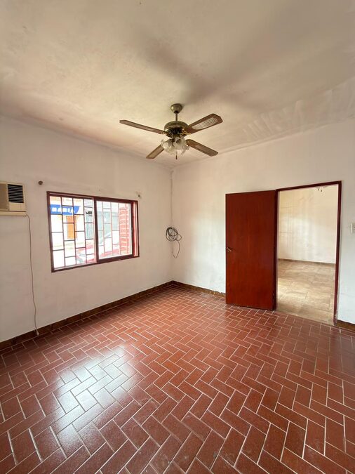 VENDO CASA 2 DORMITORIOS - RONDEAU Y DON BOSCO.