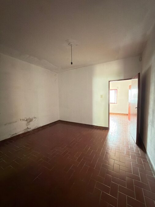 VENDO CASA 2 DORMITORIOS - RONDEAU Y DON BOSCO.