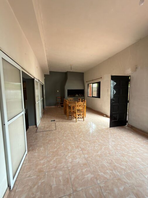 VENDO CASA 2 DORMITORIOS - RONDEAU Y DON BOSCO.