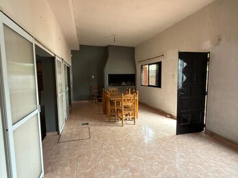 VENDO CASA 2 DORMITORIOS - RONDEAU Y DON BOSCO.