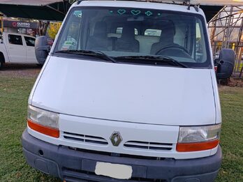 RENAULT MASTER DCI 120 CORTO "AMBULANCIA DE TRASLADO"