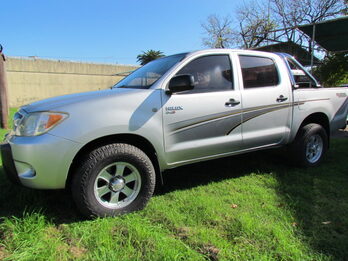 TOYOTA HILUX 2.5TD DX PACK 4X2