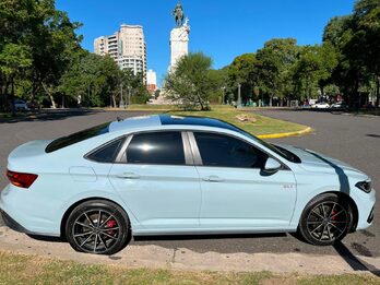 Volkswagen Vento GLI