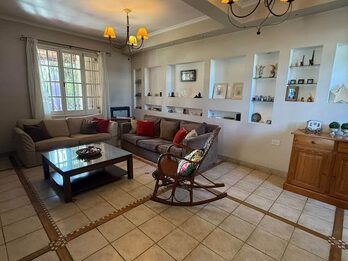 EXCLUSIVA CASA EN VENTA, ZONA PARACAO.
