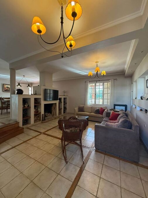 EXCLUSIVA CASA EN VENTA, ZONA PARACAO.