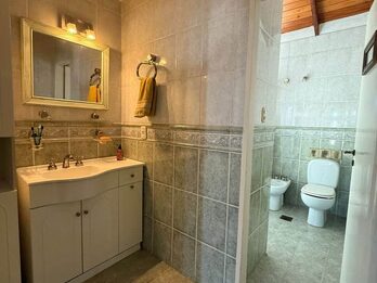 EXCLUSIVA CASA EN VENTA, ZONA PARACAO.