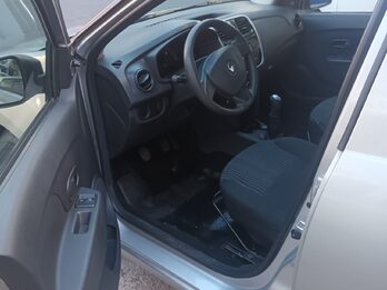 RENAULT LOGAN 2014 - FINANCIACION