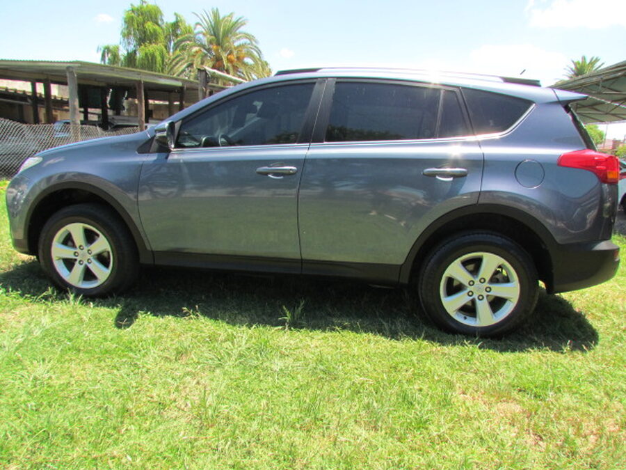 TOYOTA RAV4 2.5N VX 4X4 A/T