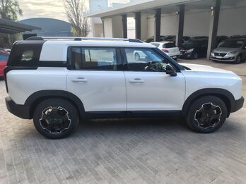 BAIC BJ30 HÍBRIDA 4x2 y 4x4 - Precio imperdible‼️