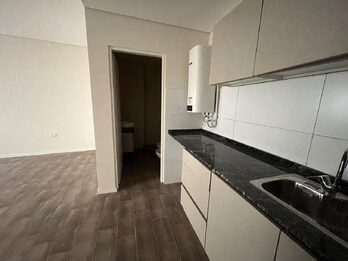 Alquilo monoambiente a estrenar PB con Patio City Garden II